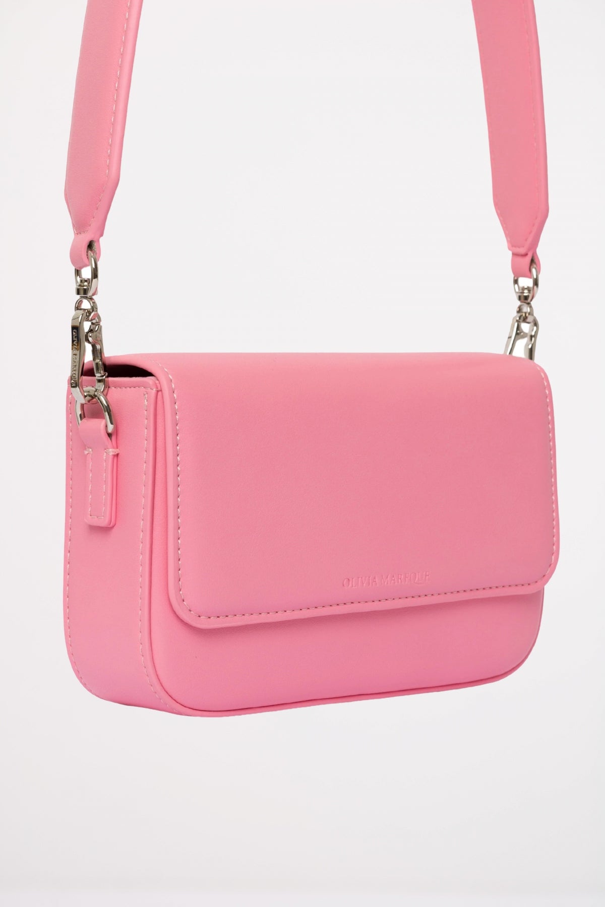 OLIVIA MAREQUE PANTONE en color RSAPALRIZ (2)