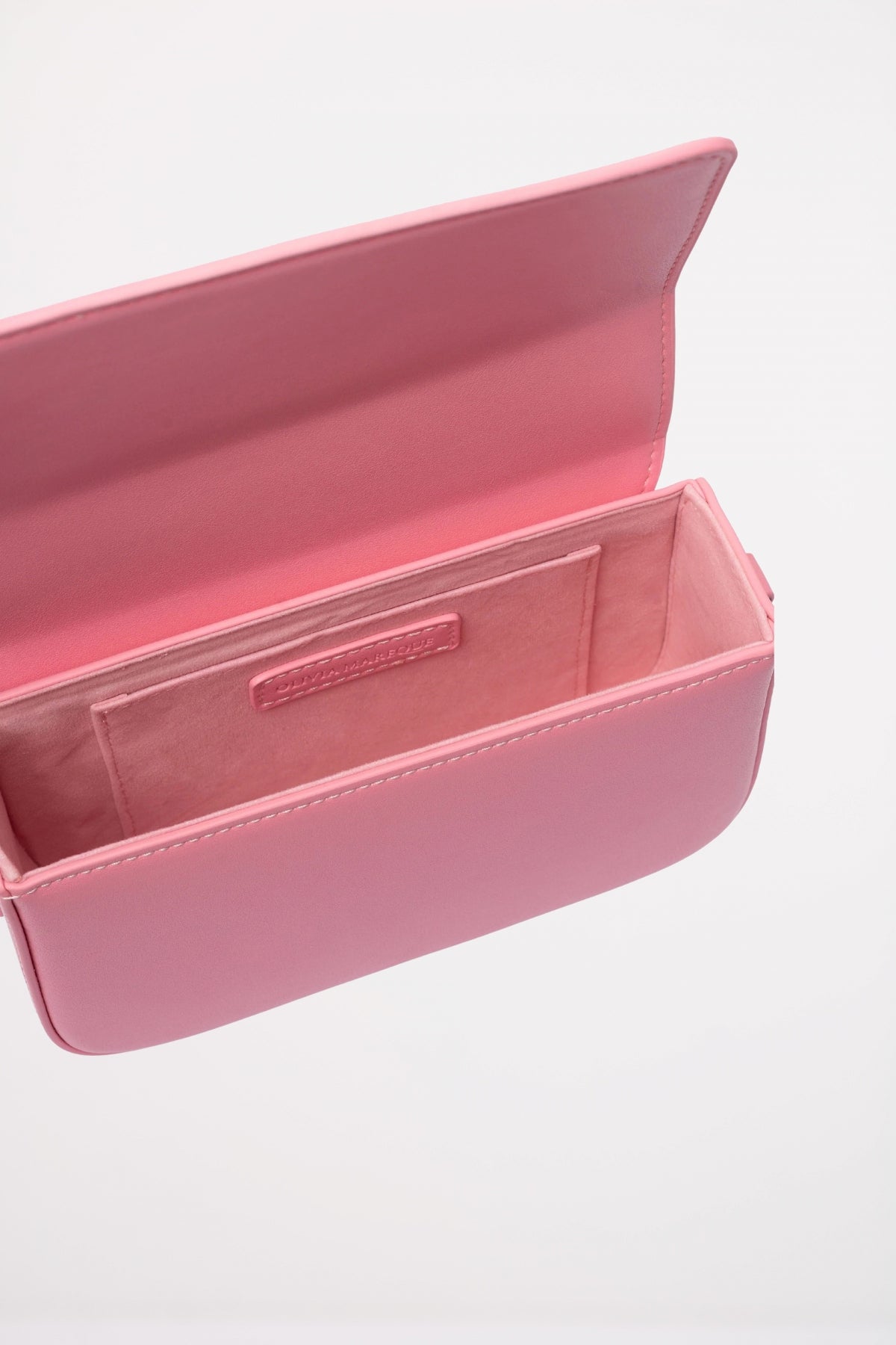 OLIVIA MAREQUE PANTONE en color RSAPALRIZ (4)