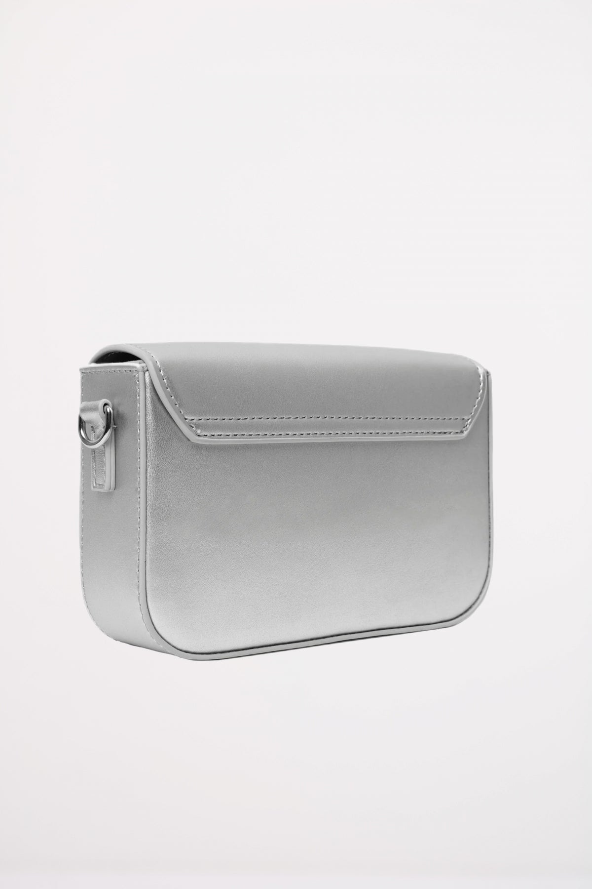 OLIVIA MAREQUE PANTONE en color PLATA (3)