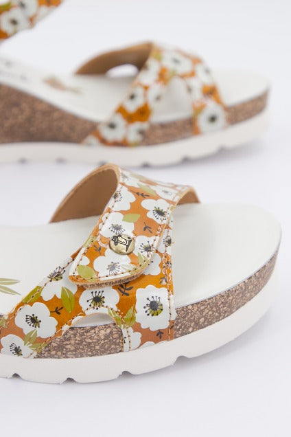 PANAMA JACK JULIA GARDENB en color VINTAGE (4)