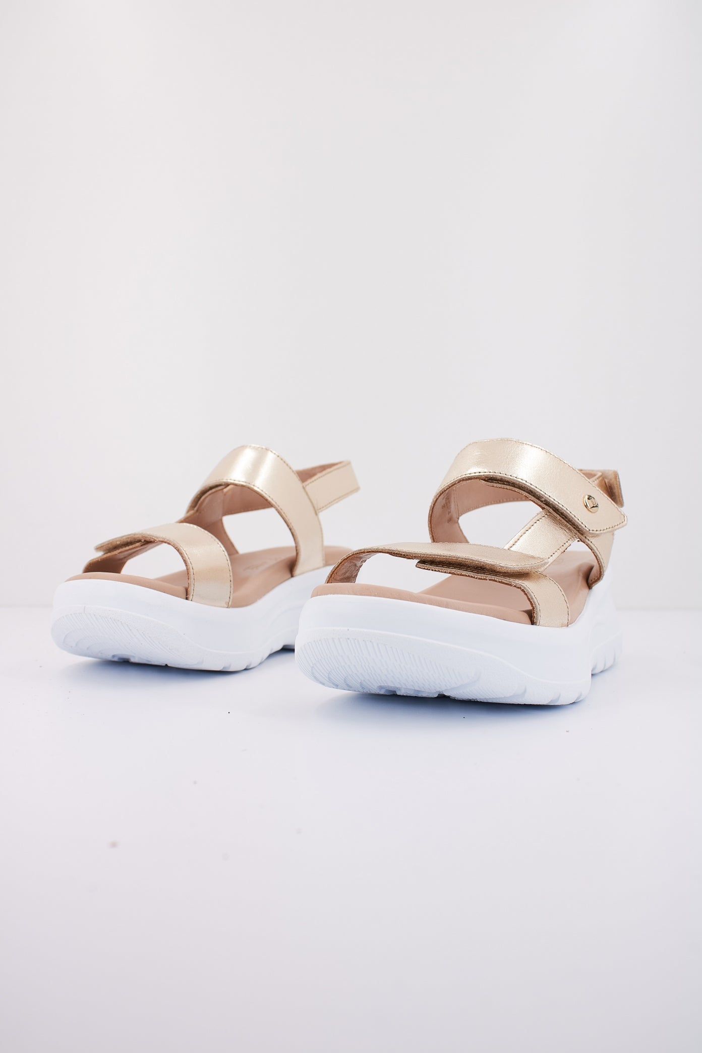 PANAMA JACK NOOR SHINE B en color ORO (2)