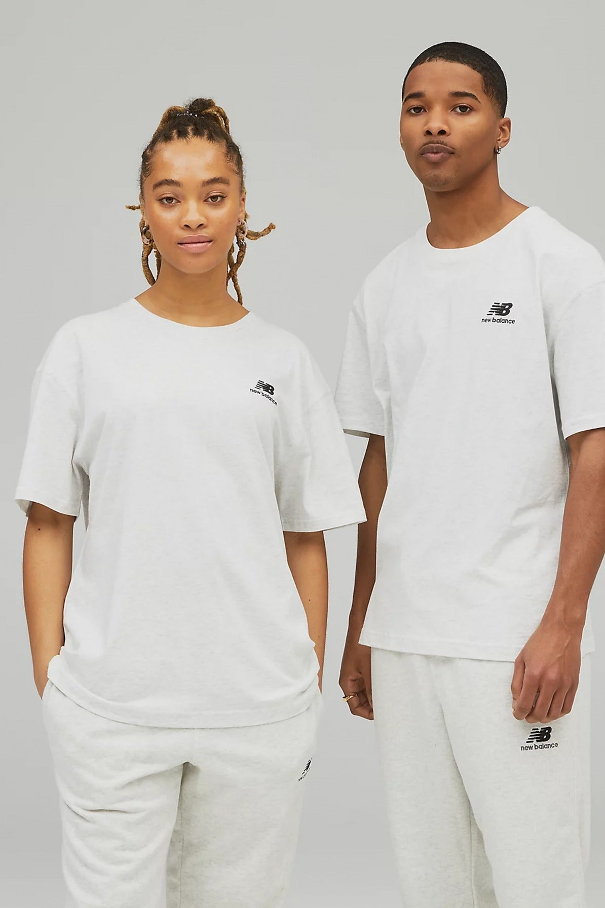 NEW BALANCE UNI-SSENTIALS COTTON en color SAH (4)