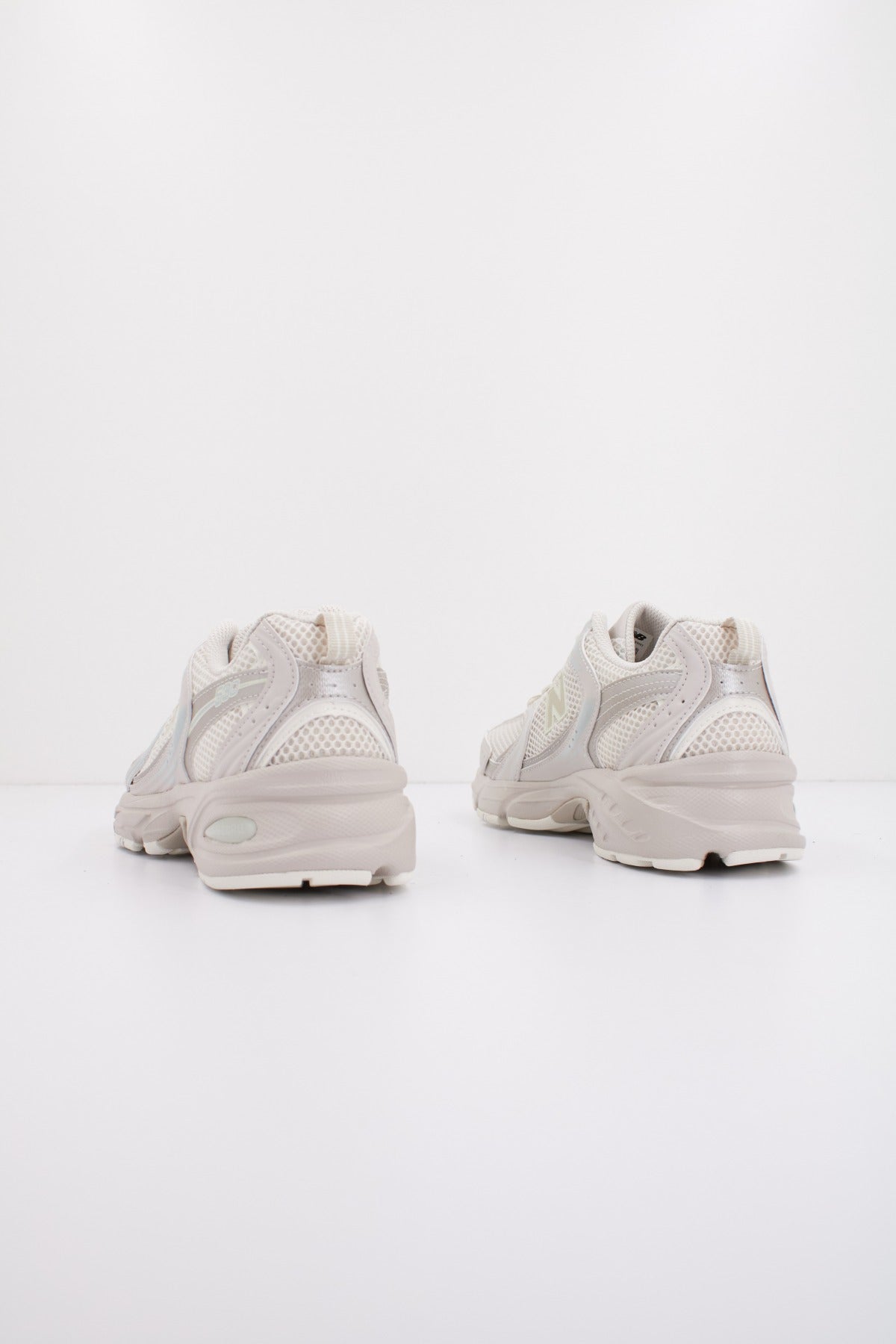 NEW BALANCE MR AA en color AA (3)