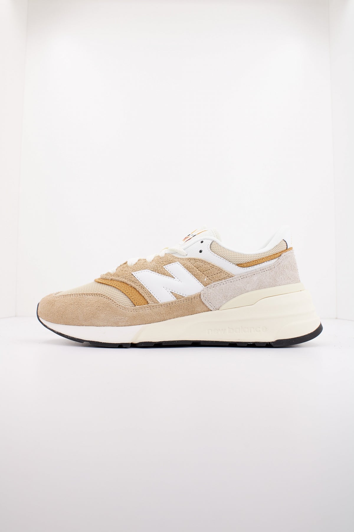 NEW BALANCE U RMB en color RMB (1)