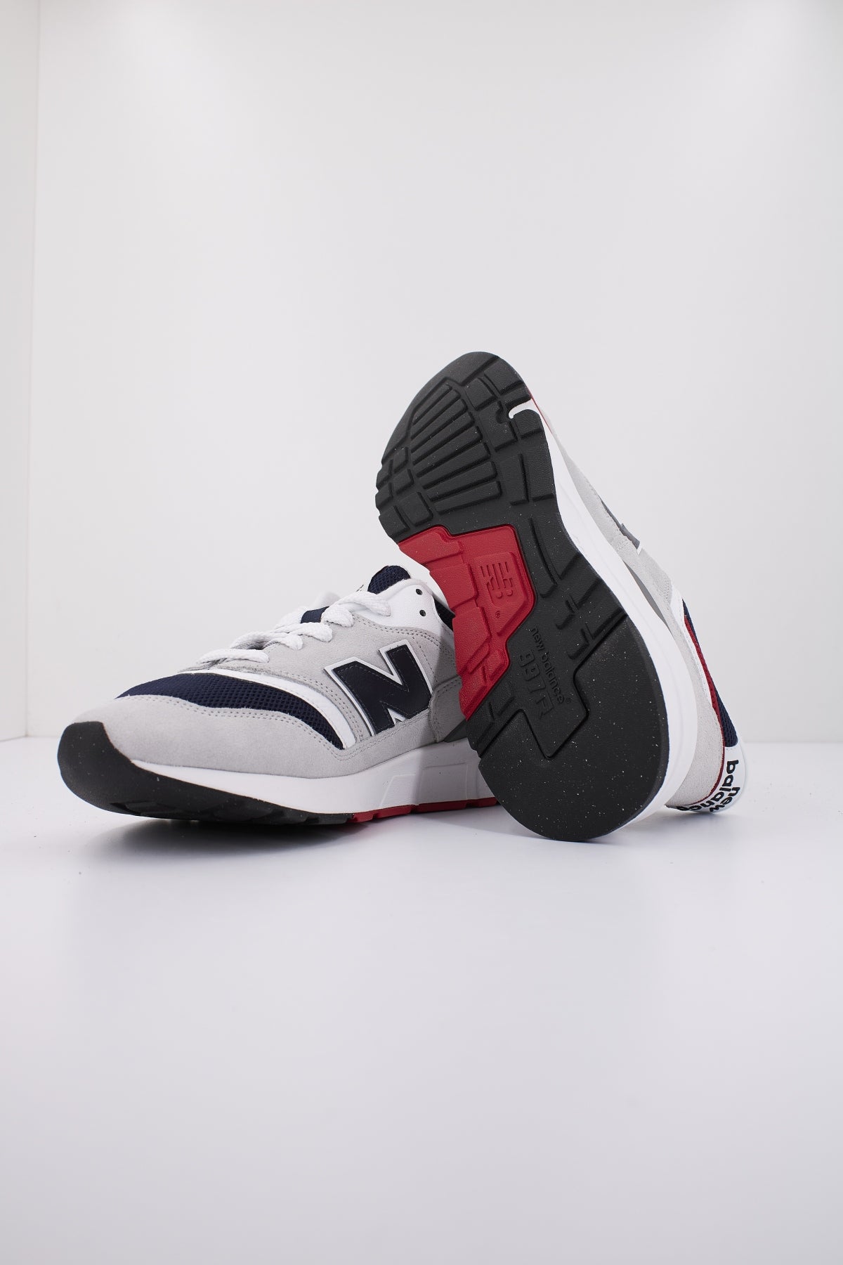 NEW BALANCE U REB en color REB (4)