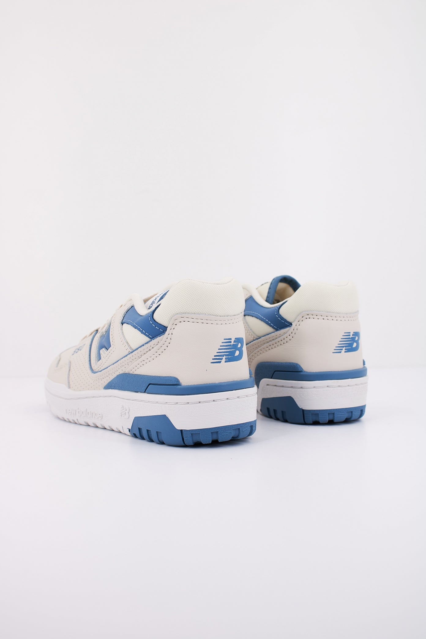 NEW BALANCE BBW en color AI (4)