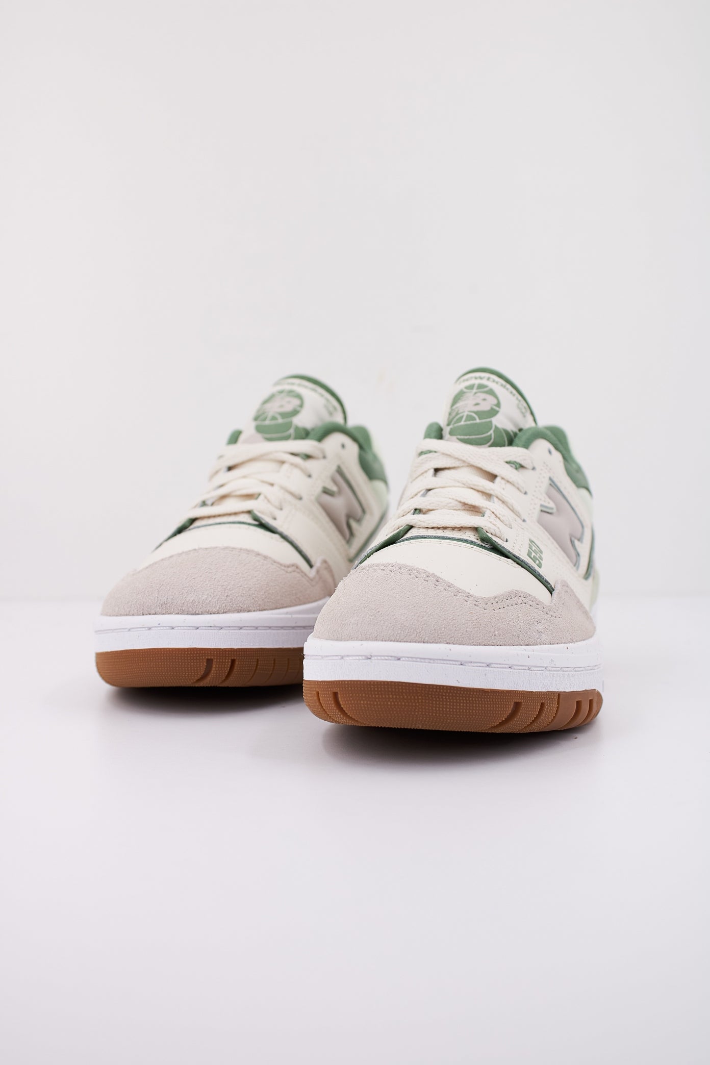 NEW BALANCE BBW HK en color HK (2)