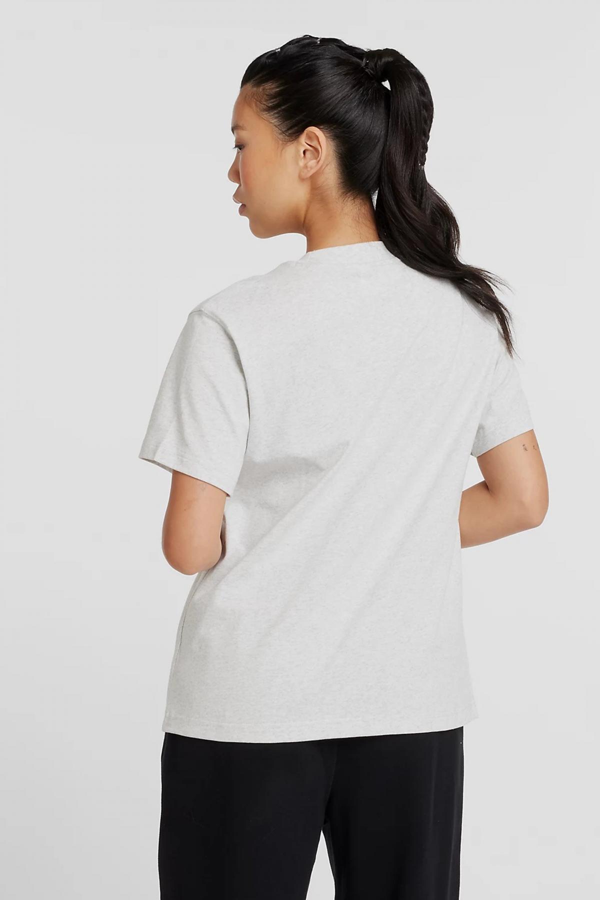 NEW BALANCE EMBOSSED LOGO JERSEY en color AHH (3)