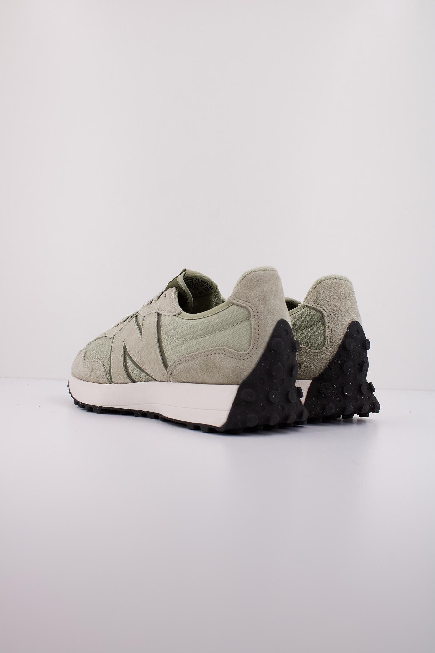 NEW BALANCE U SWC en color SWC (4)