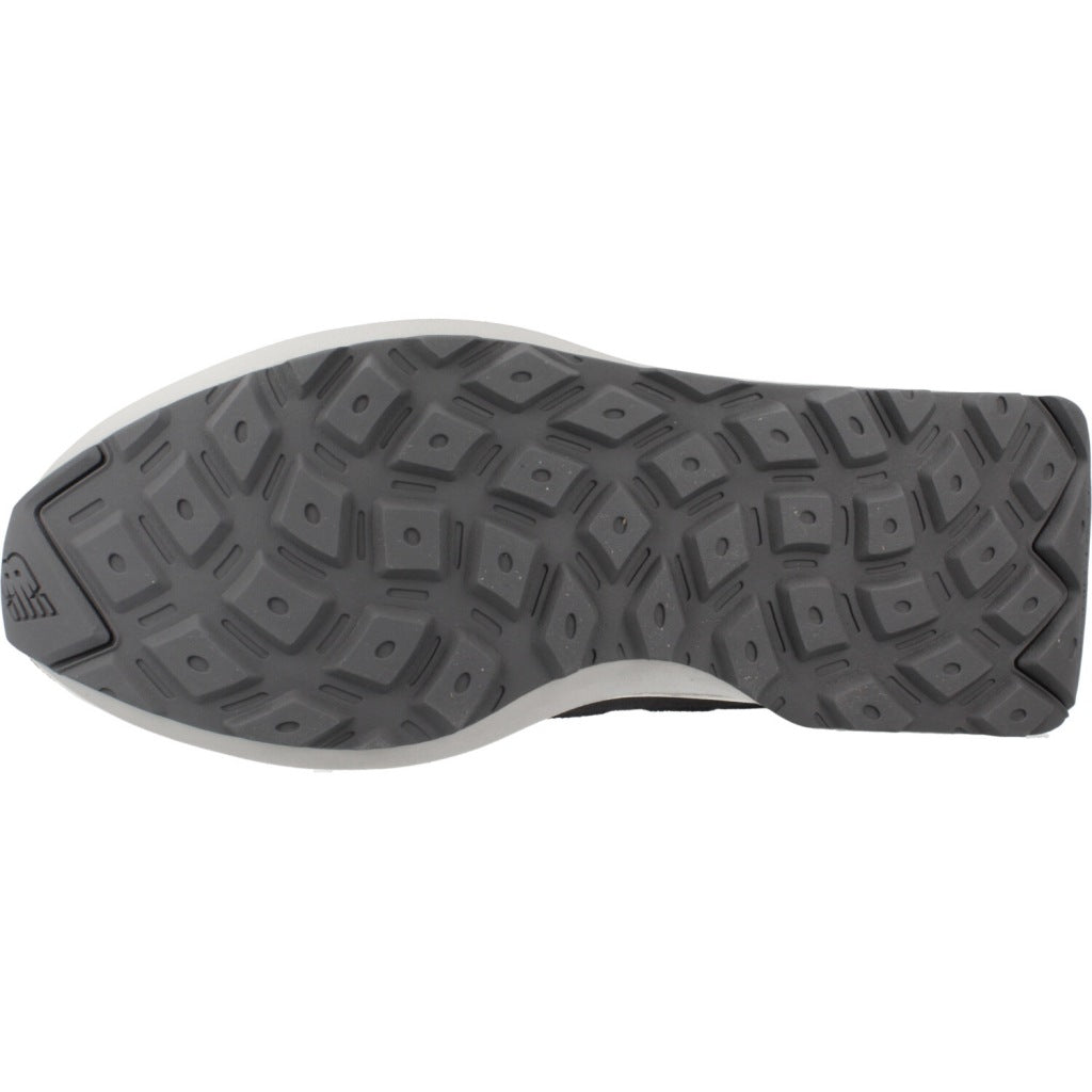 NEW BALANCE U en color AE (6)