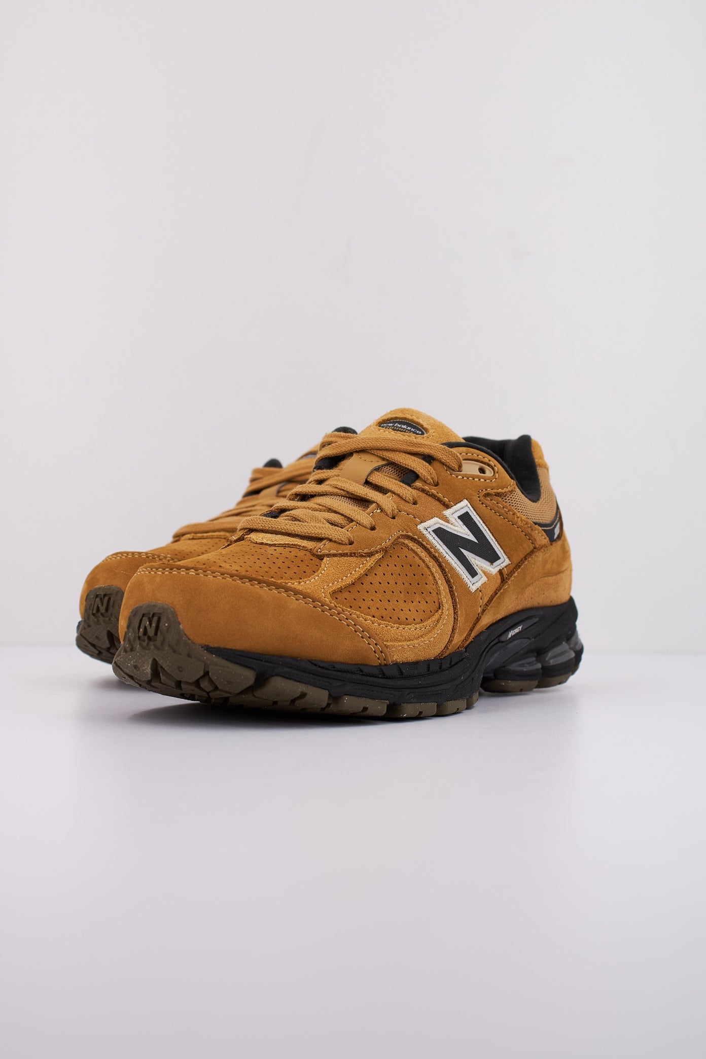NEW BALANCE M REI en color REI (2)