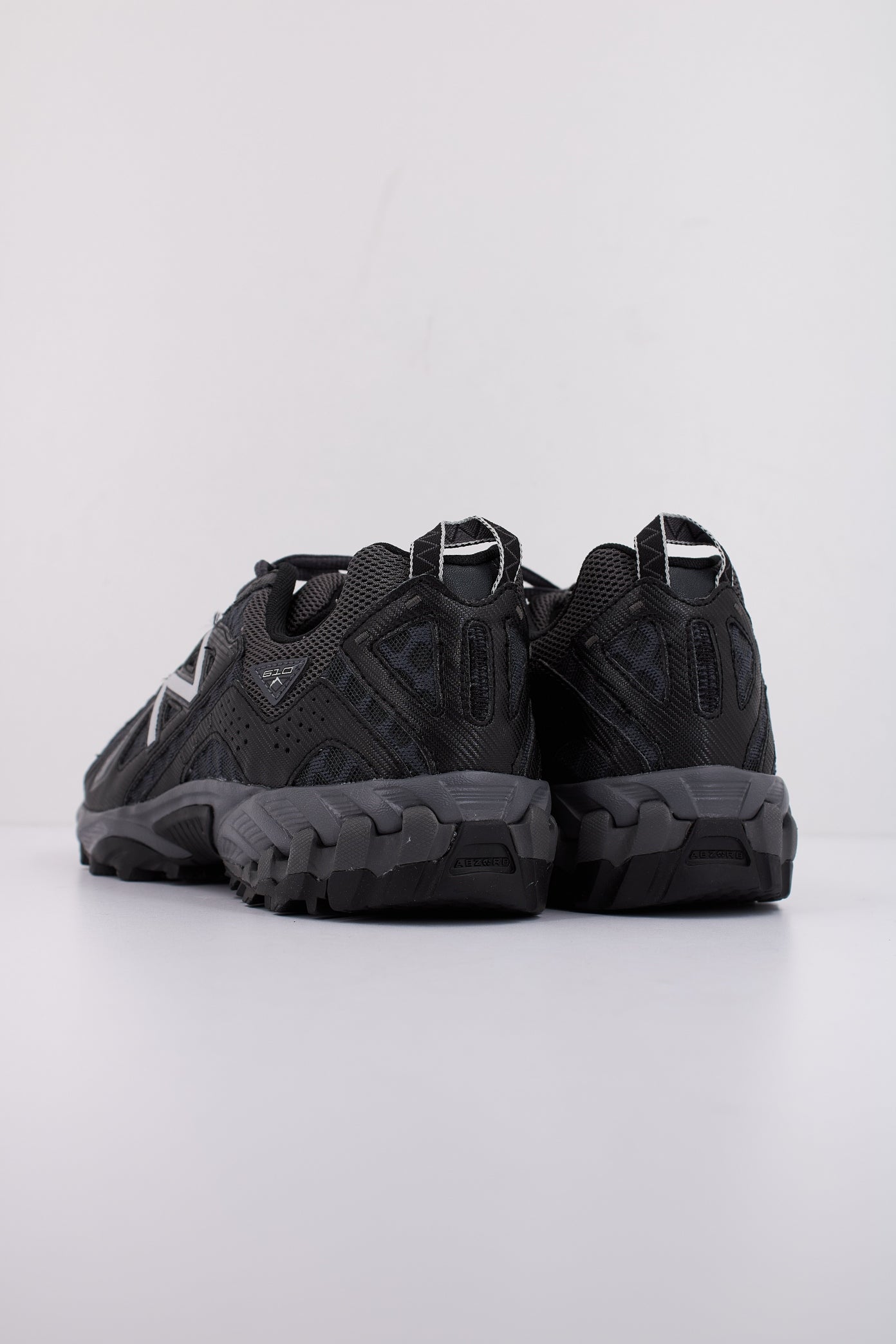 NEW BALANCE ML TAQ en color TAQ (4)