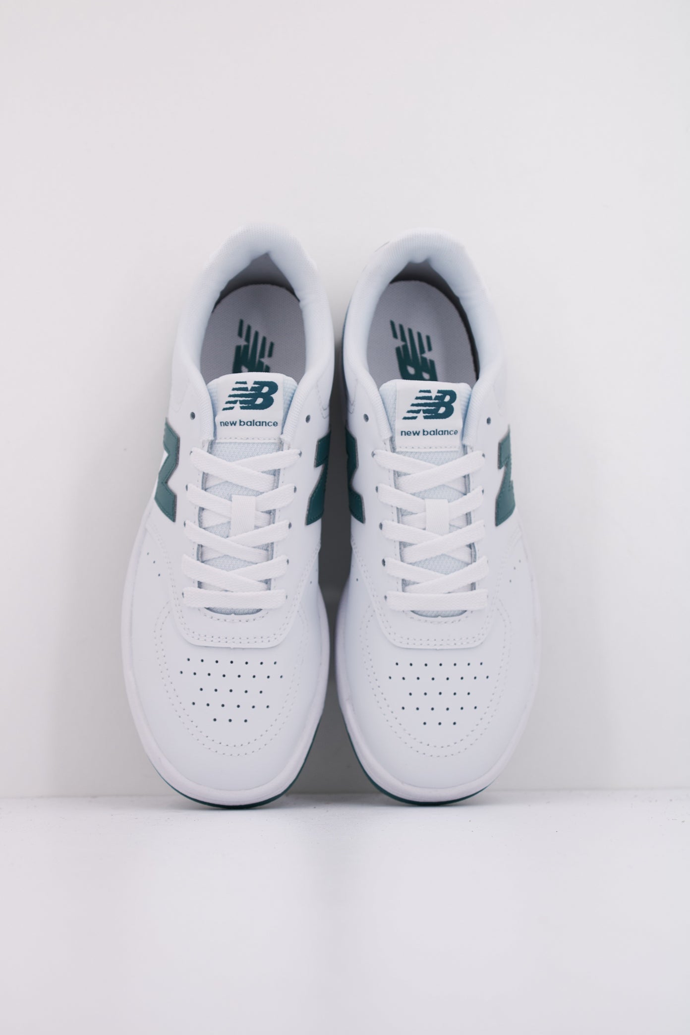 NEW BALANCE BB en color UFG (3)