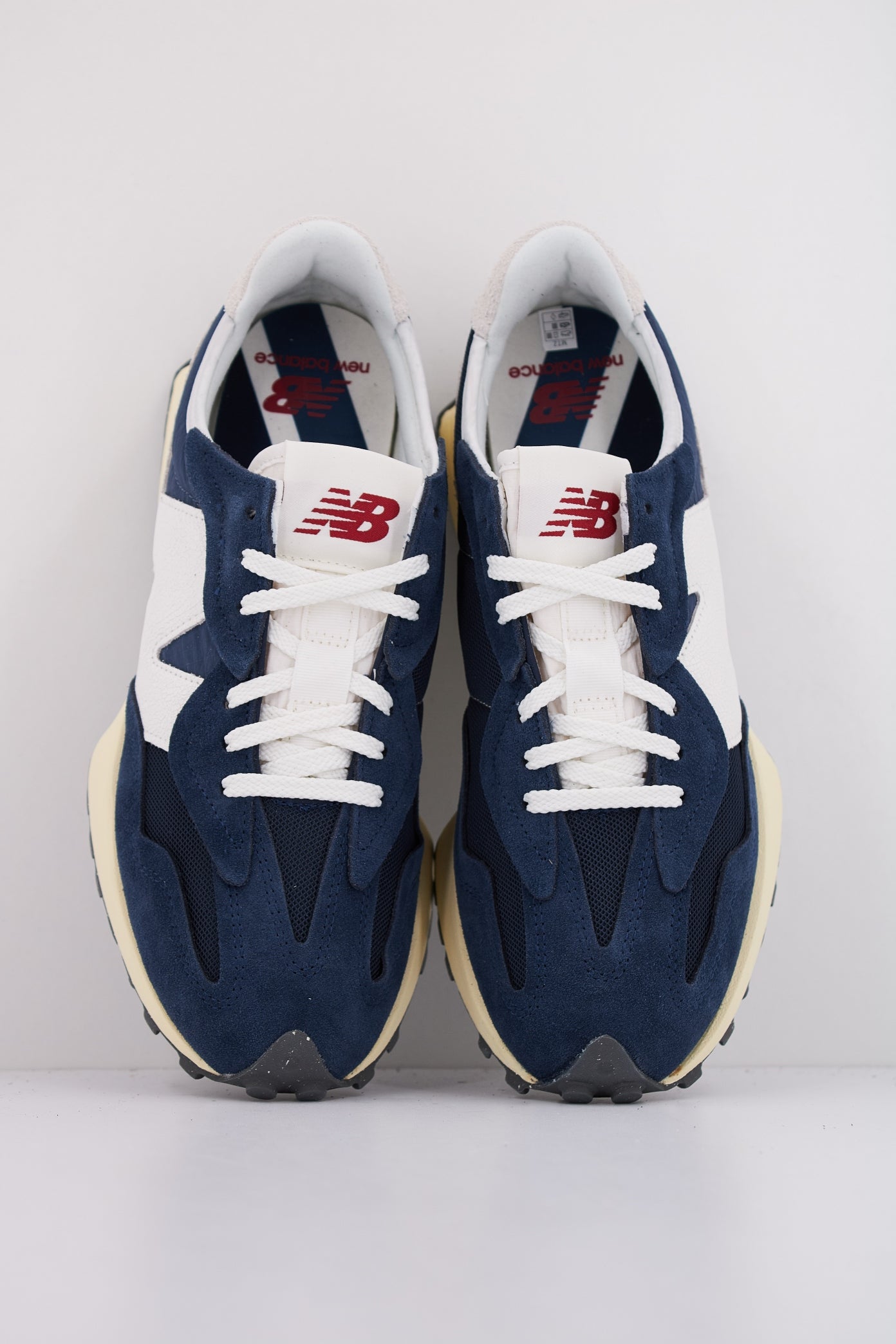 NEW BALANCE U en color WRJ (3)