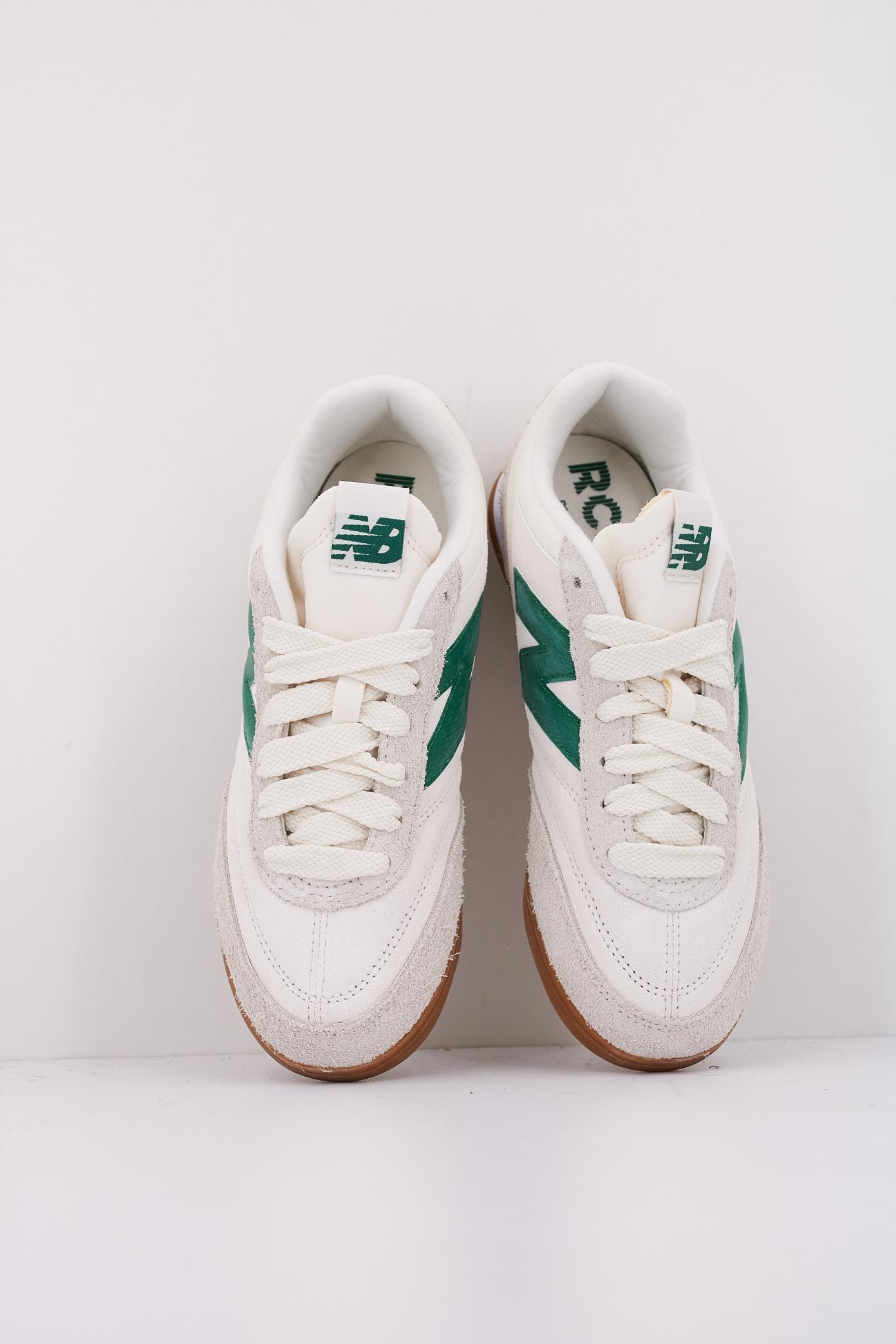 NEW BALANCE URC HG en color HG (3)