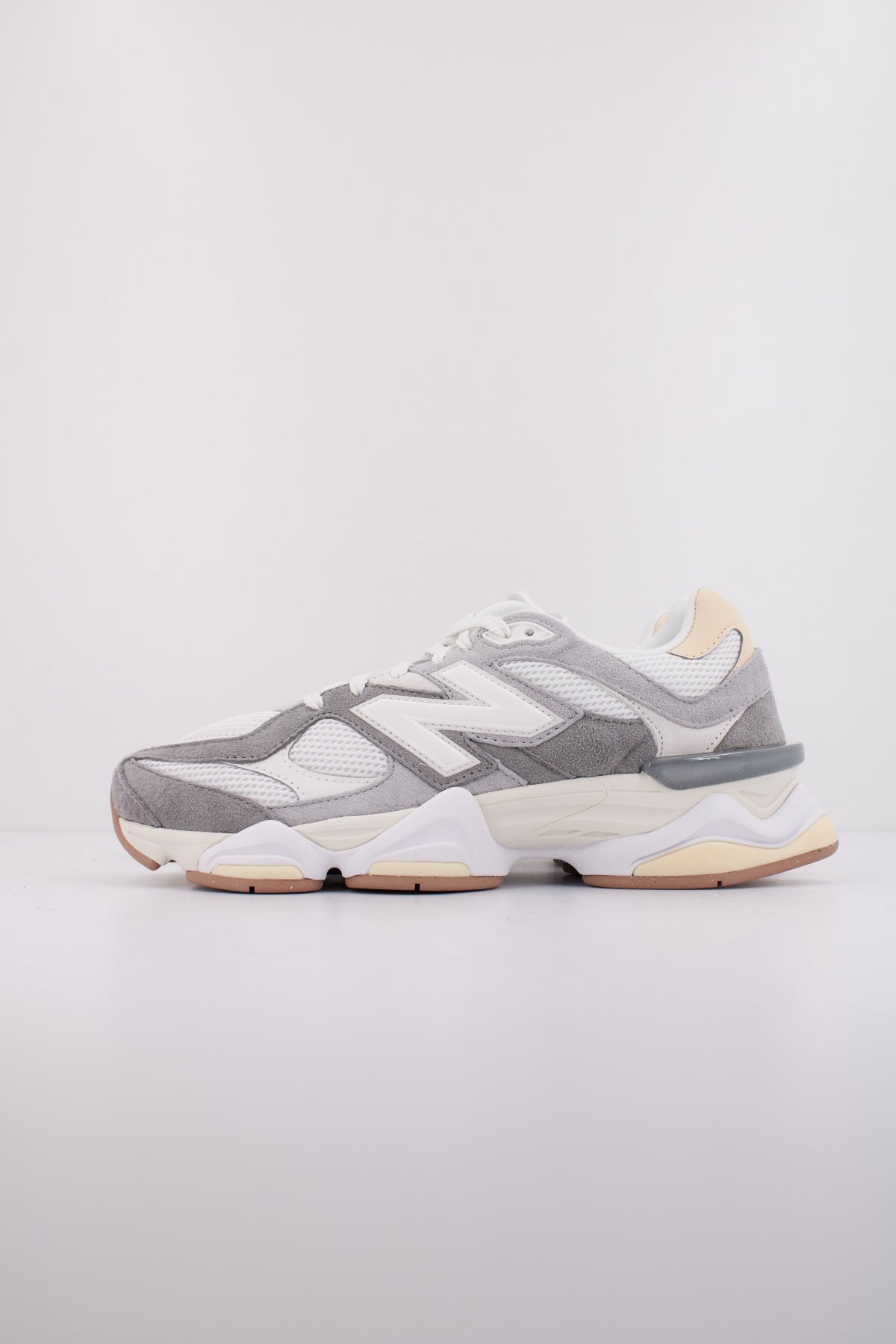 NEW BALANCE U en color AUB (1)