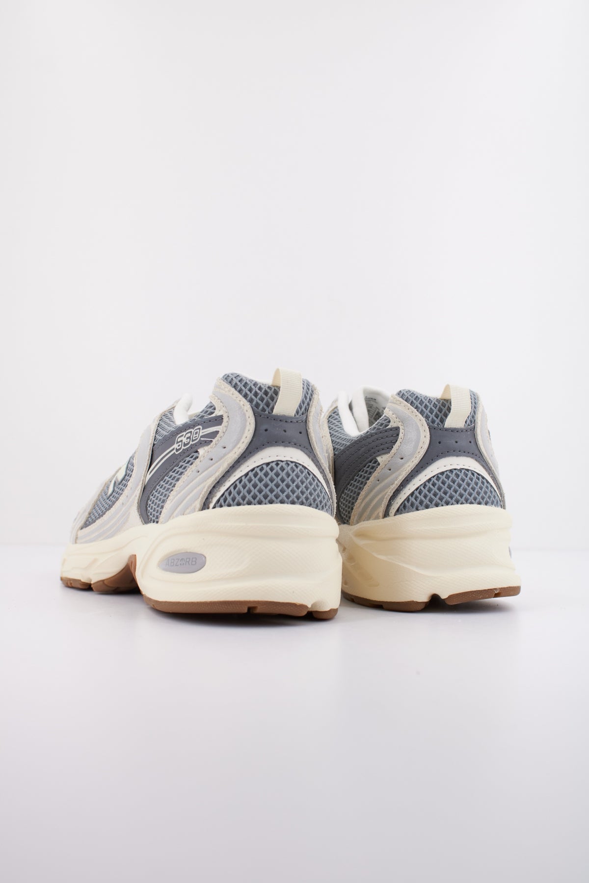 NEW BALANCE U SUB en color SUB (4)
