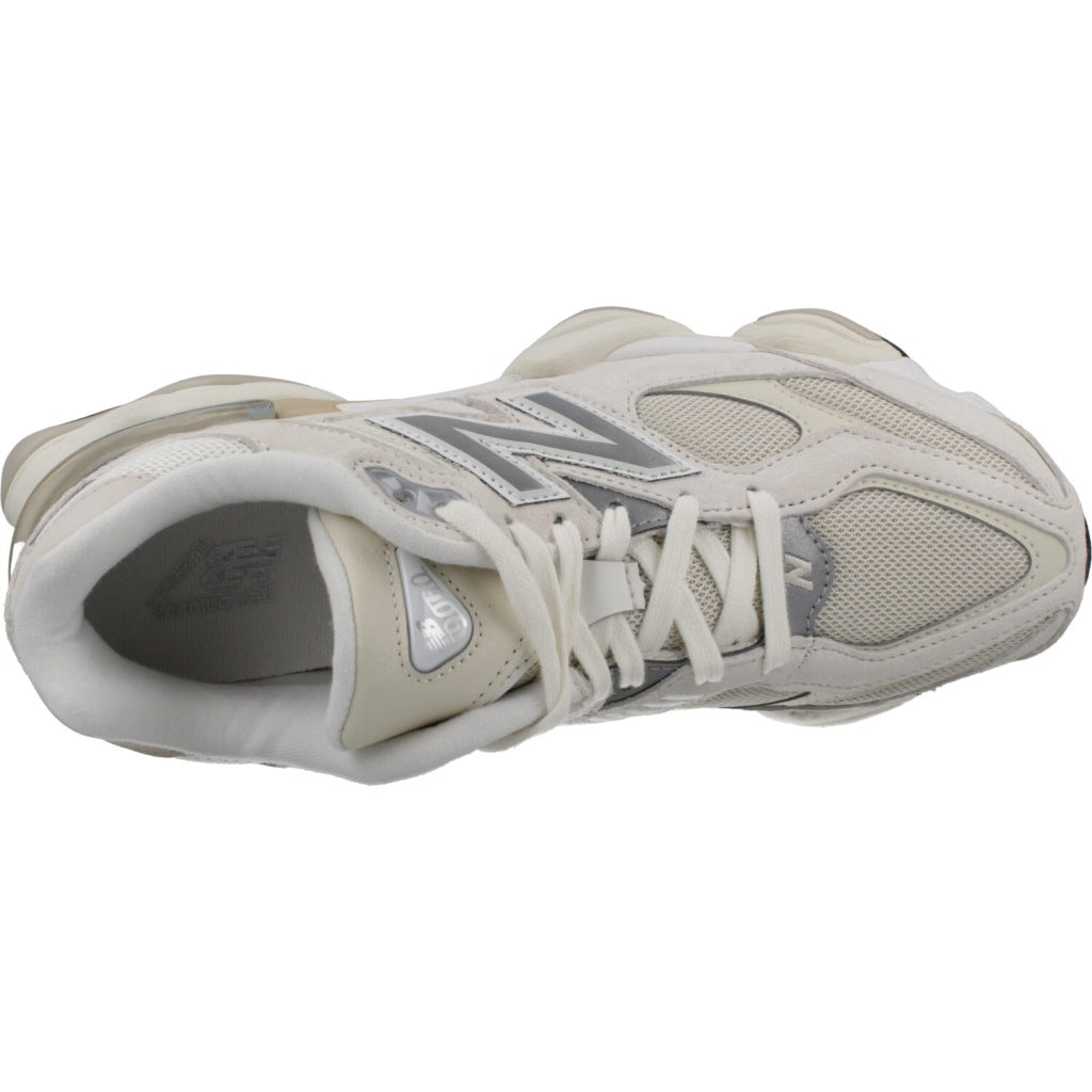 NEW BALANCE U en color WHT (7)