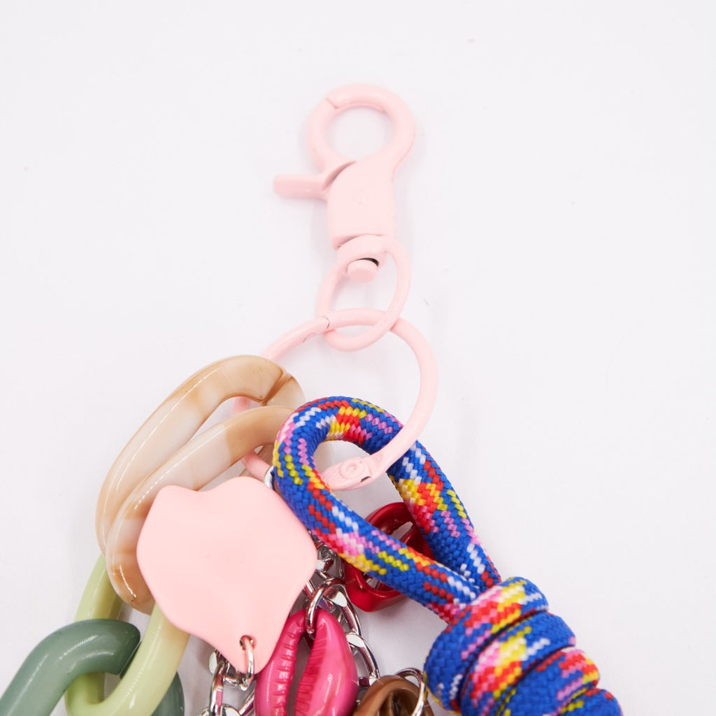STICKY BESTIE BAG CHARM en color PINK (6)