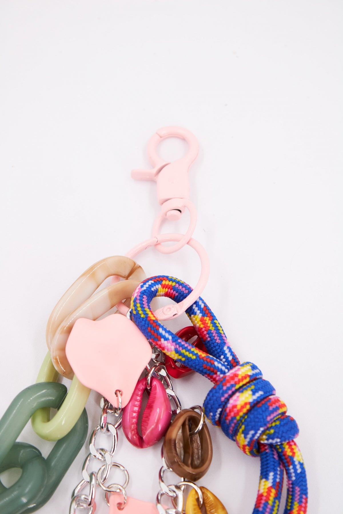 STICKY BESTIE BAG CHARM en color PINK (3)
