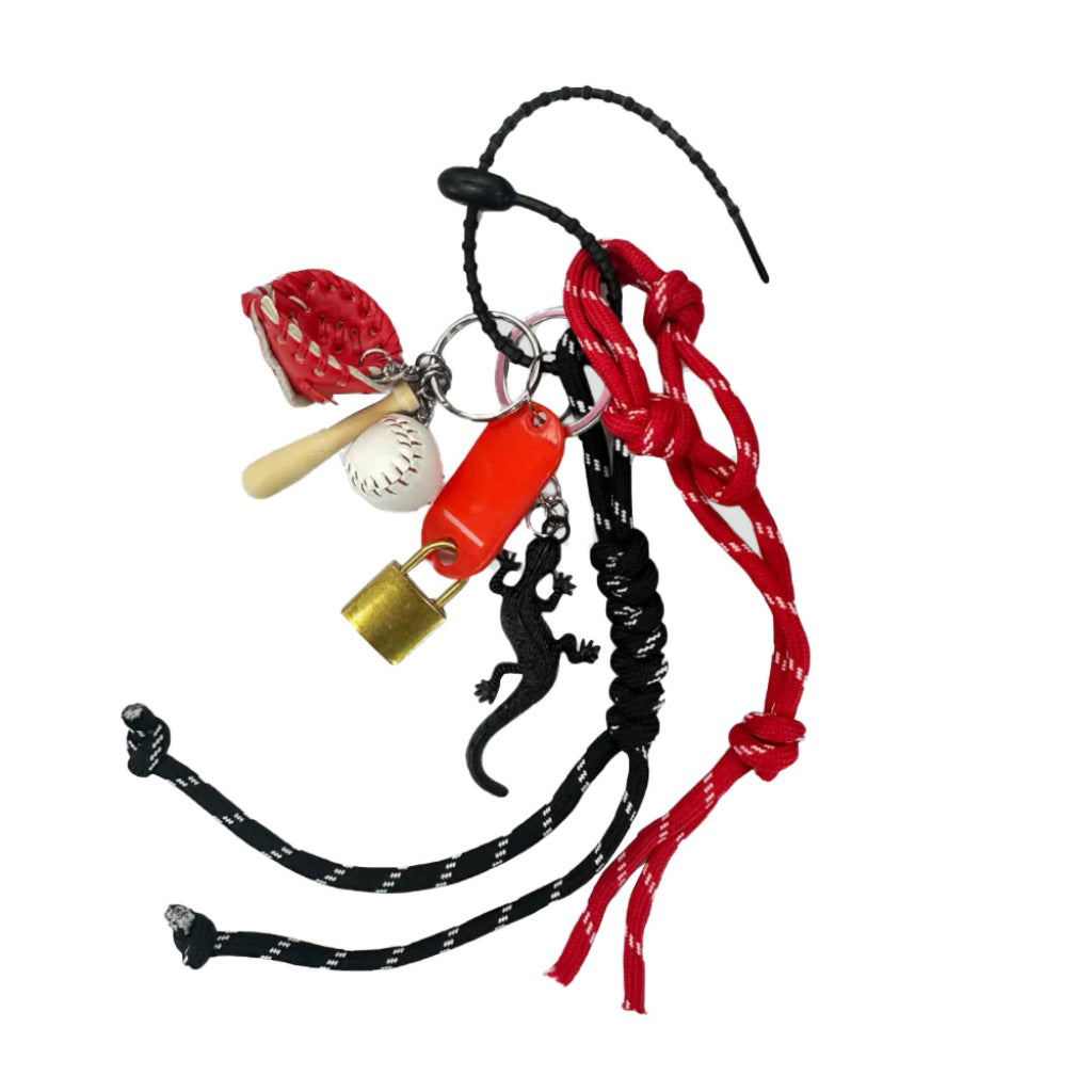 STICKY BESTIE BAGCHARM BCH en color BLKRED (4)