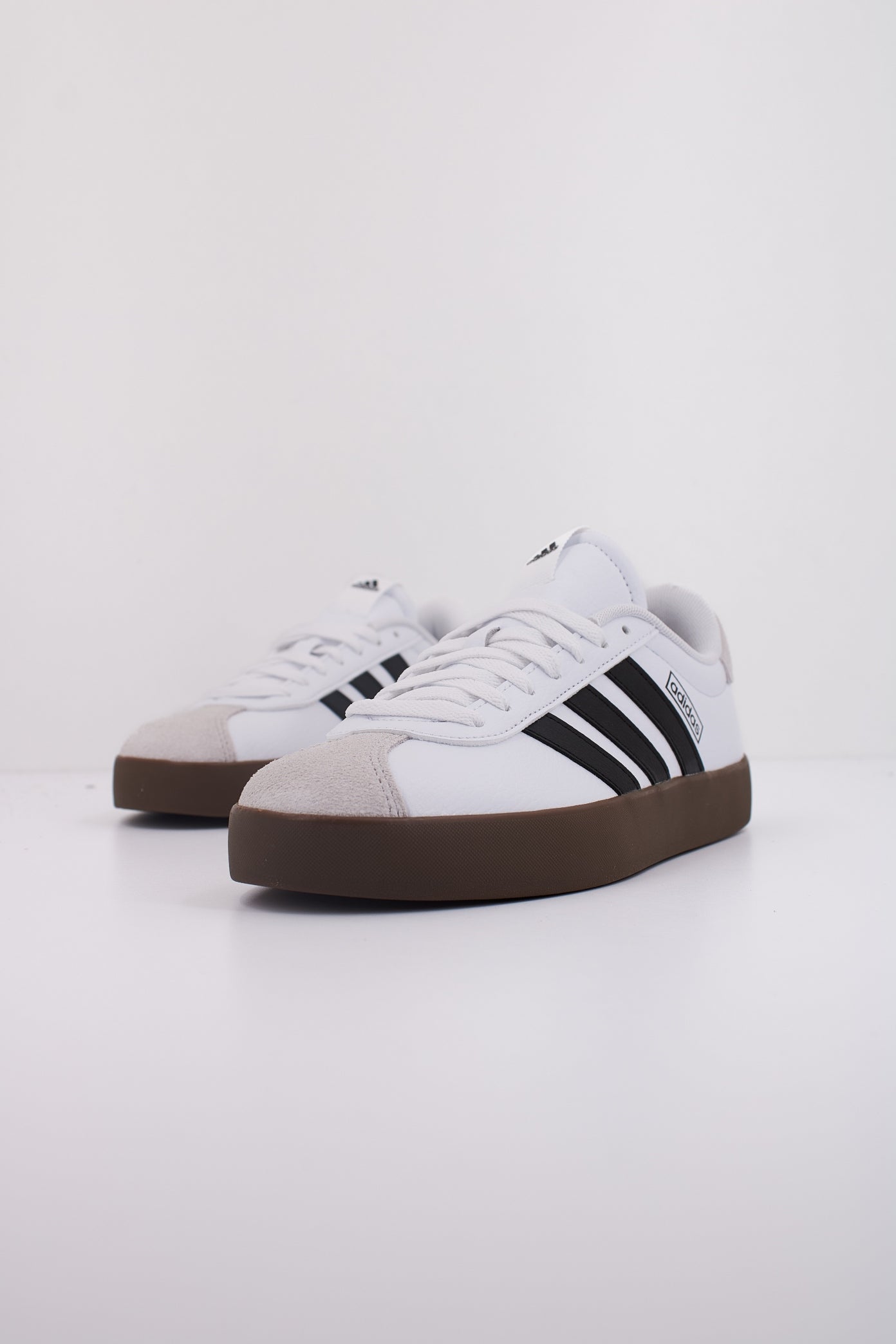 ADIDAS VL COURT . en color WHITE (2)