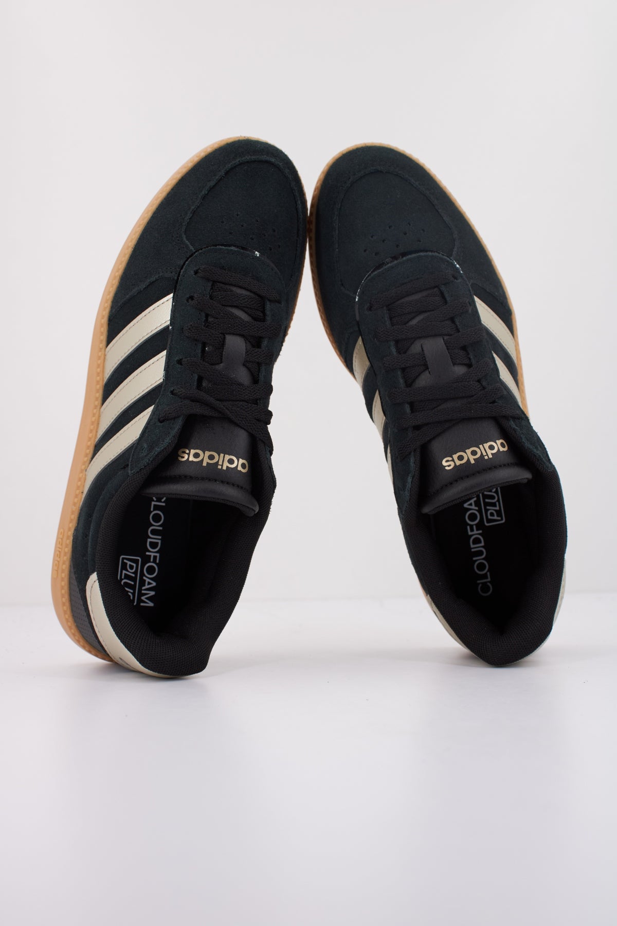ADIDAS BREAKNET SLEEK en color BLACK (3)