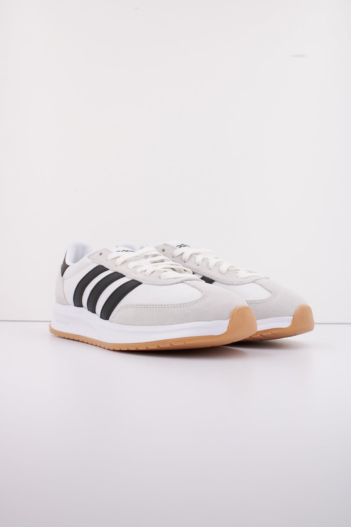 ADIDAS RUN s . en color WHITE  (2)