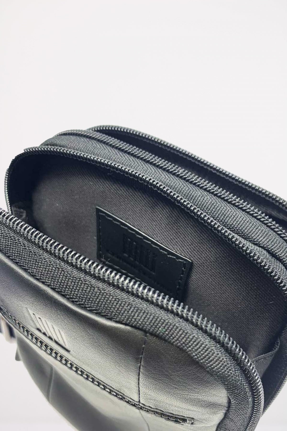 MY WALLETS MW en color NEGRO (4)