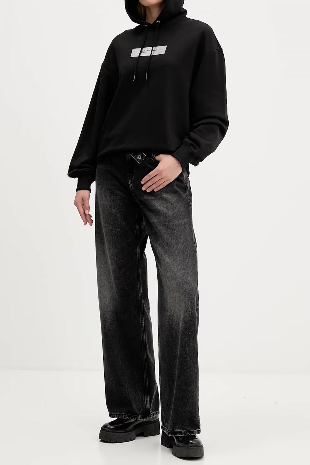 KARL LAGERFELD JEANS KLJ MR RELAXED WB DE en color WSDBLK (4)