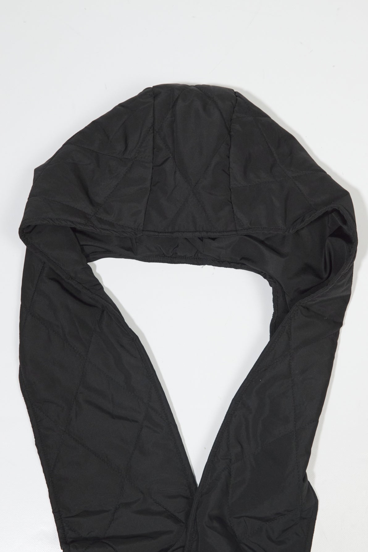 KARL LAGERFELD JEANS KLJ HOODED SCARF en color BLACK (3)