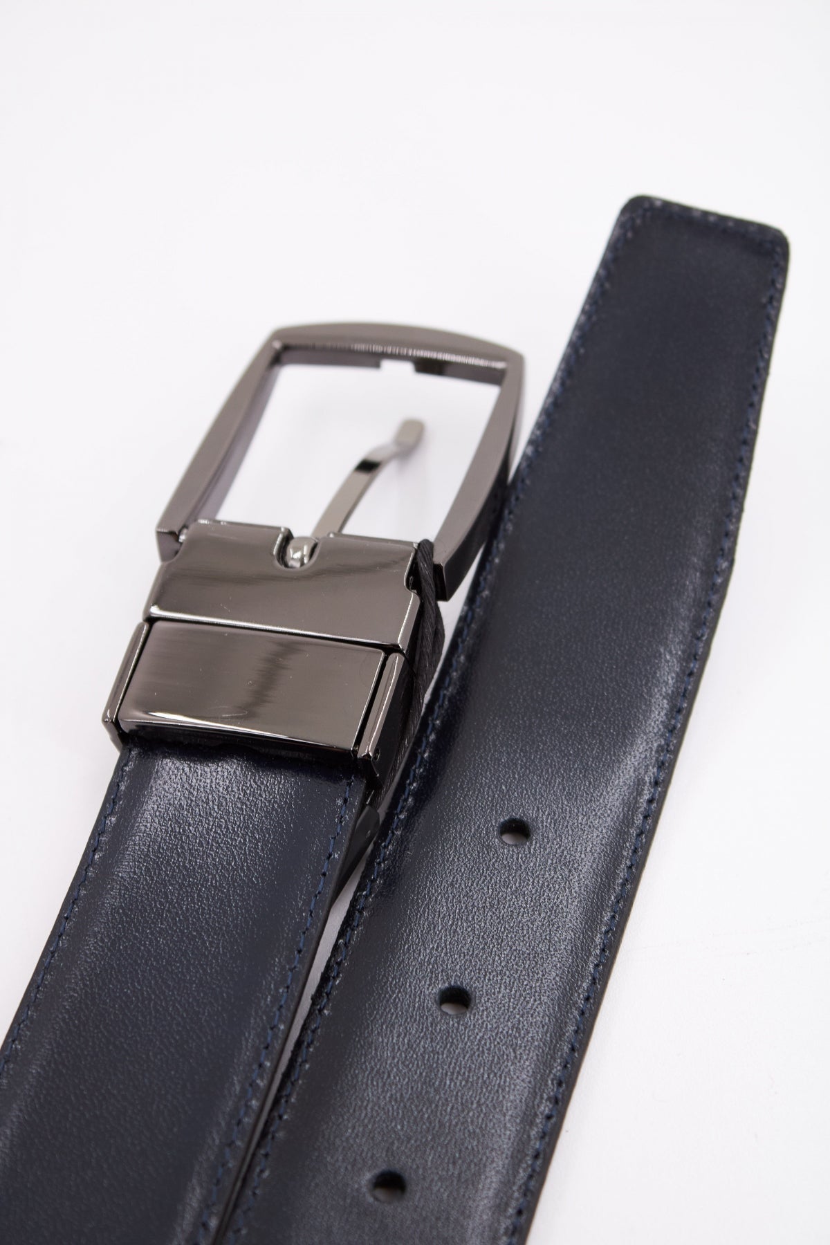 MIGUEL BELLIDO REVERSIBLE en color NGRMRN (2)