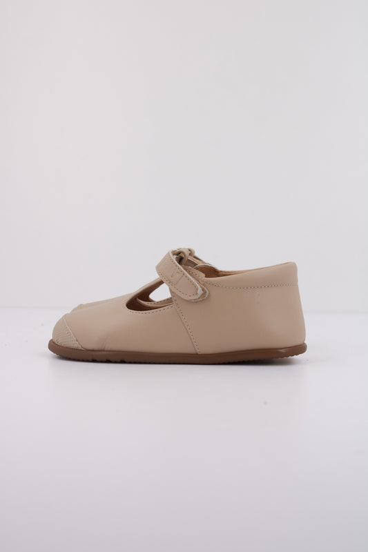 TINNY SHOES ZEUS  en color TRIANA  (1)