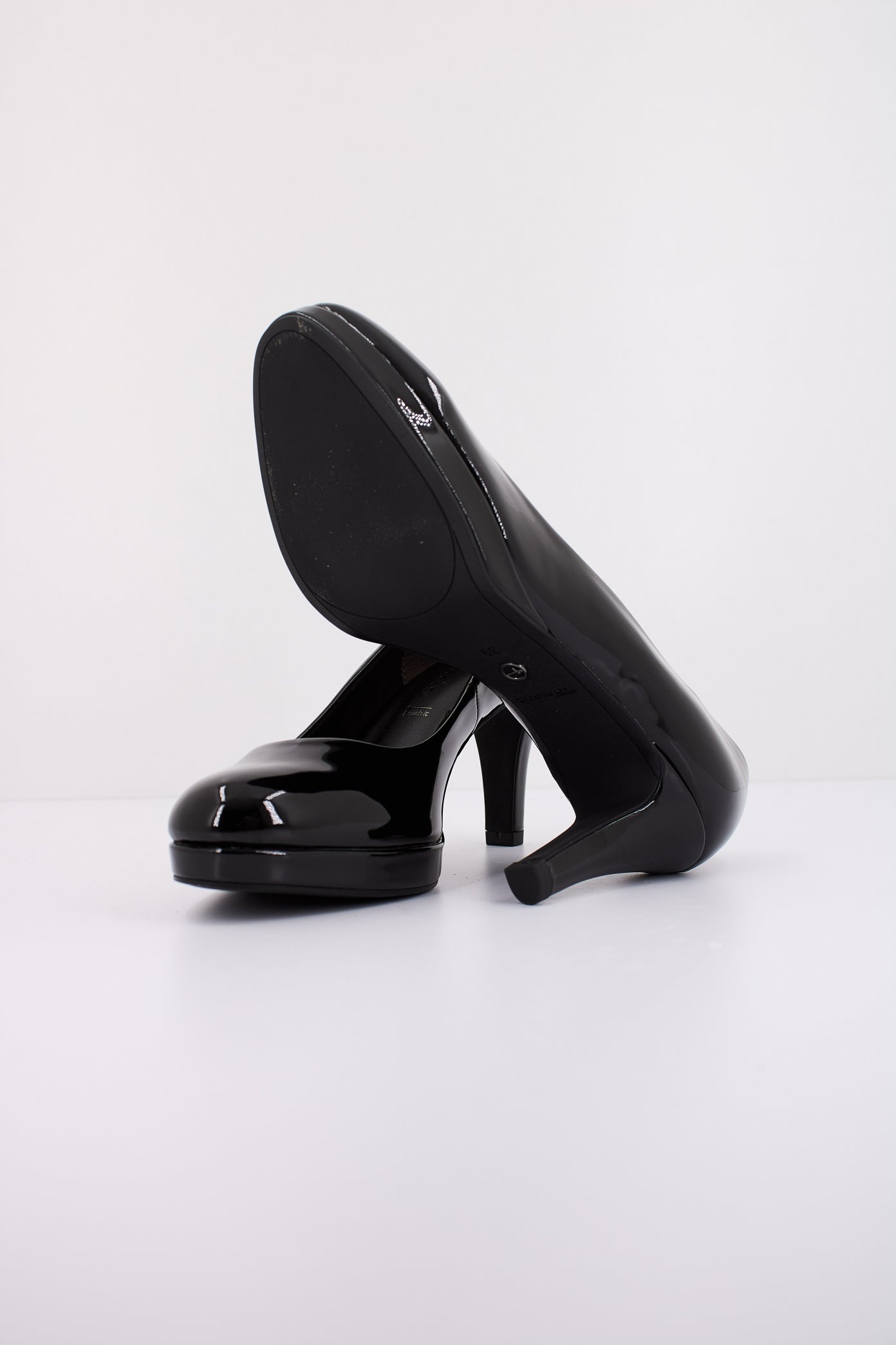 TAMARIS en color BLACK (5)