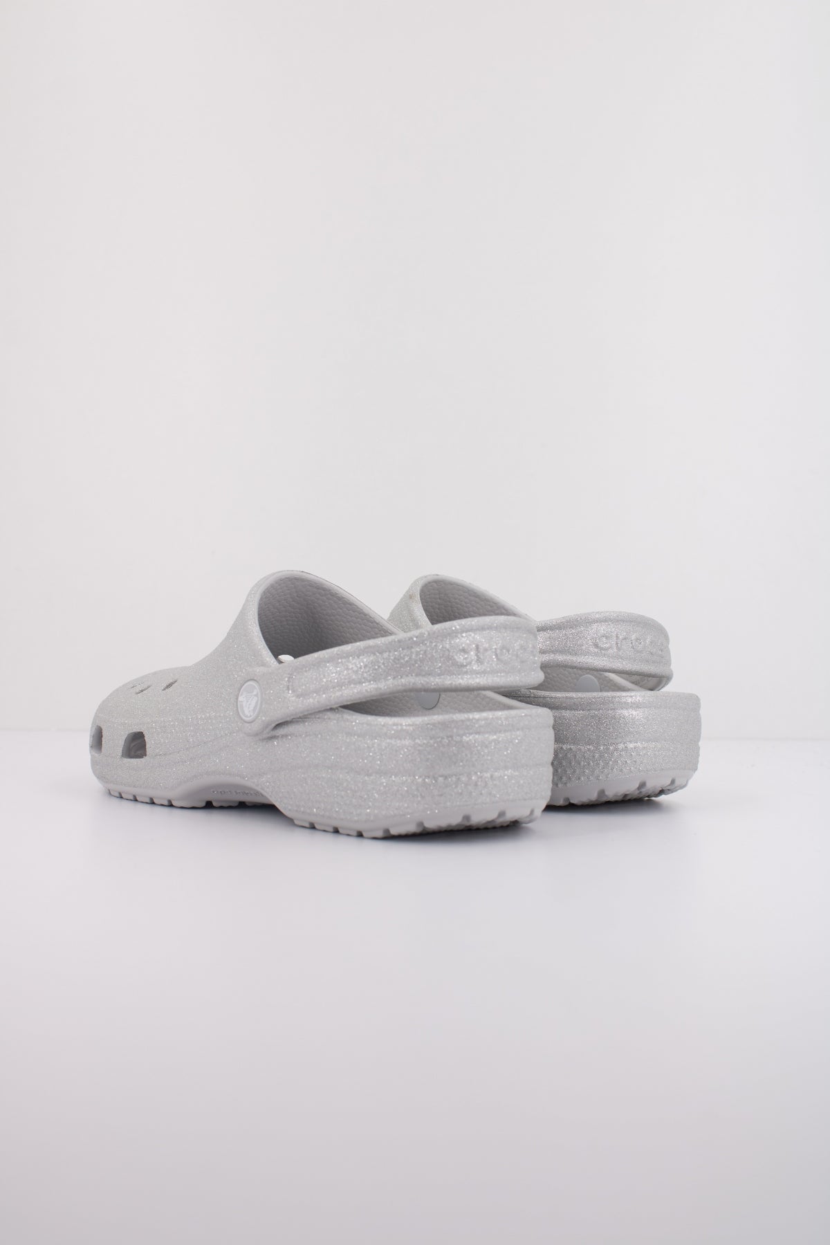 CROCS CLASSIC GLITTER CLO en color SLVGLT (4)