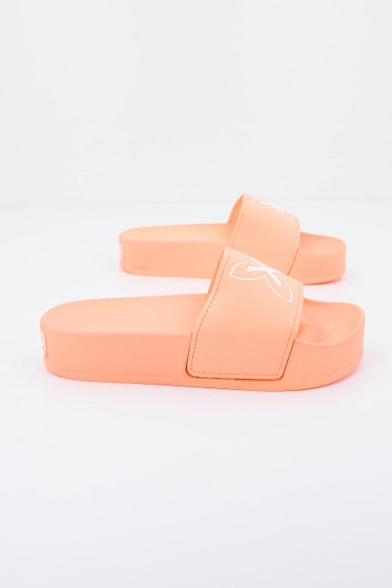MUNICH en color CORALWHT (3)