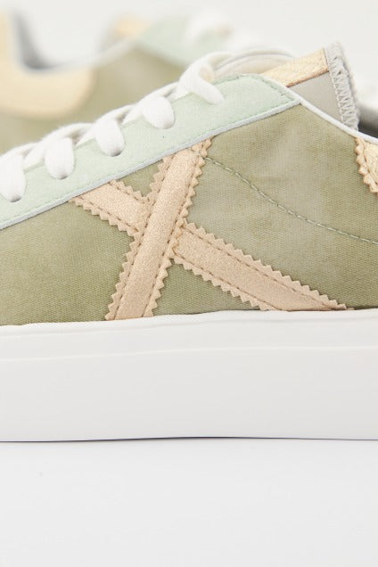 MUNICH RETE SKY en color (4)