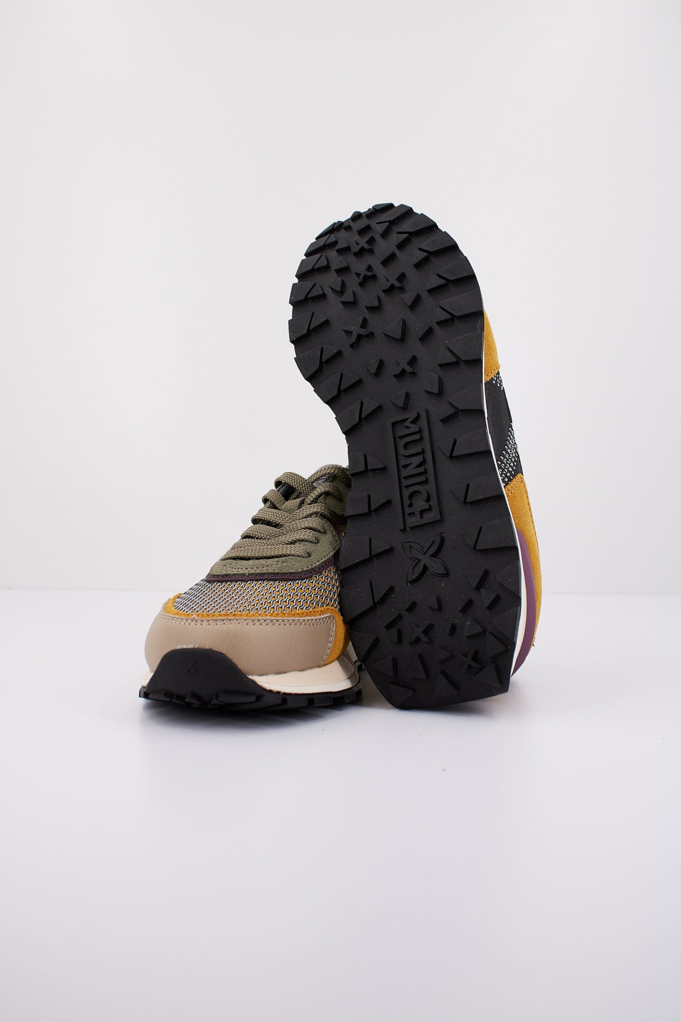 MUNICH PULSAR en color (5)