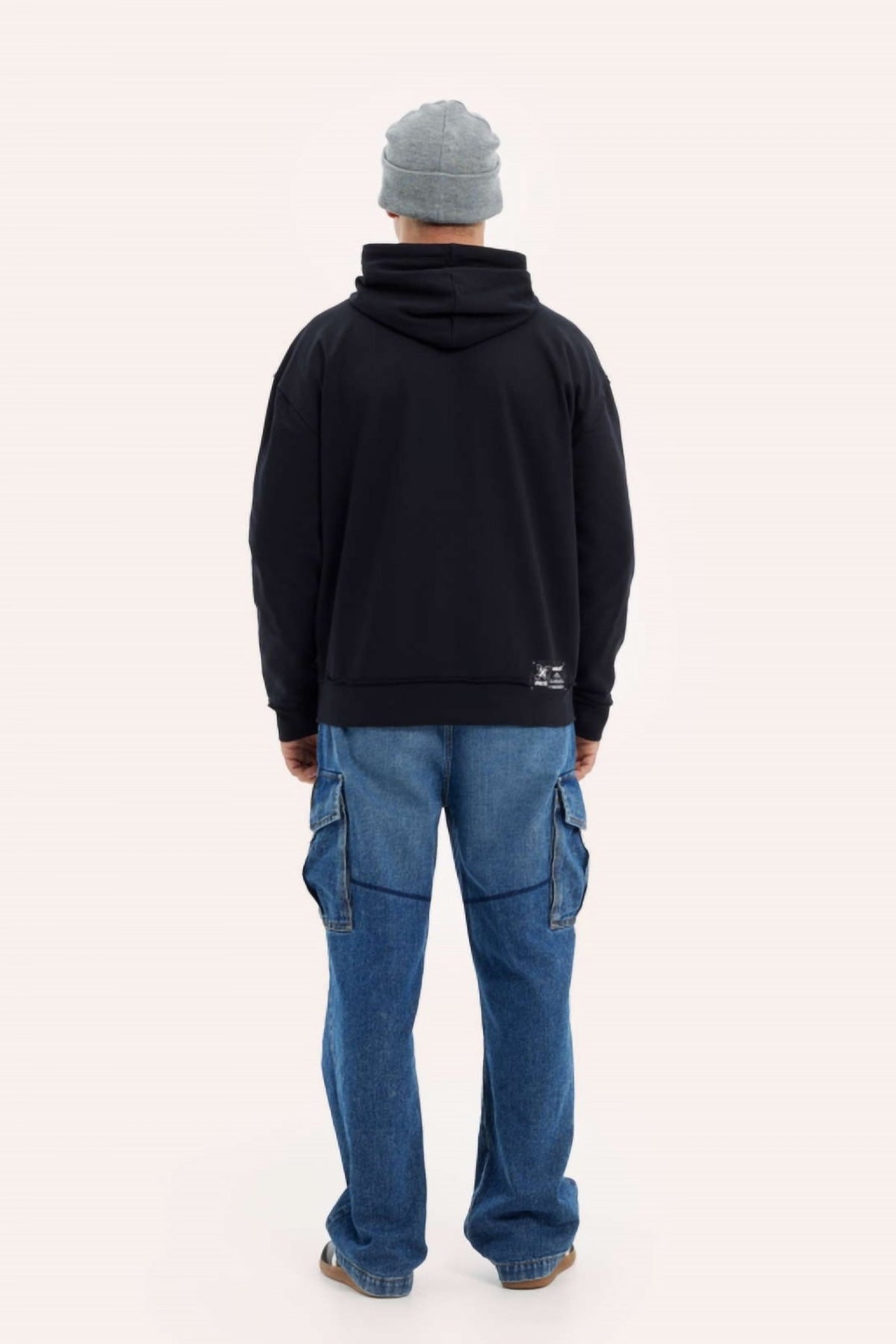 MUNICH HOODIE SPACE en color STRTW (2)