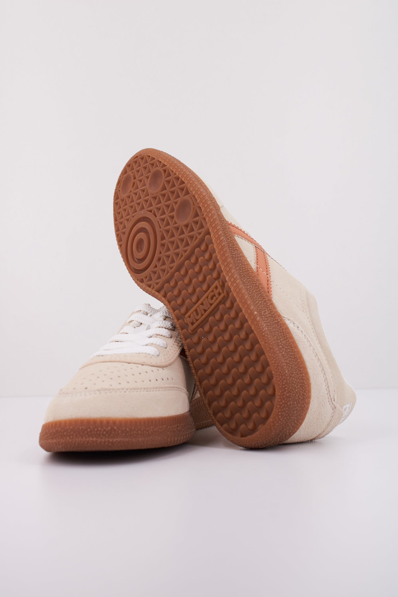 MUNICH RUMBA WMN en color (5)