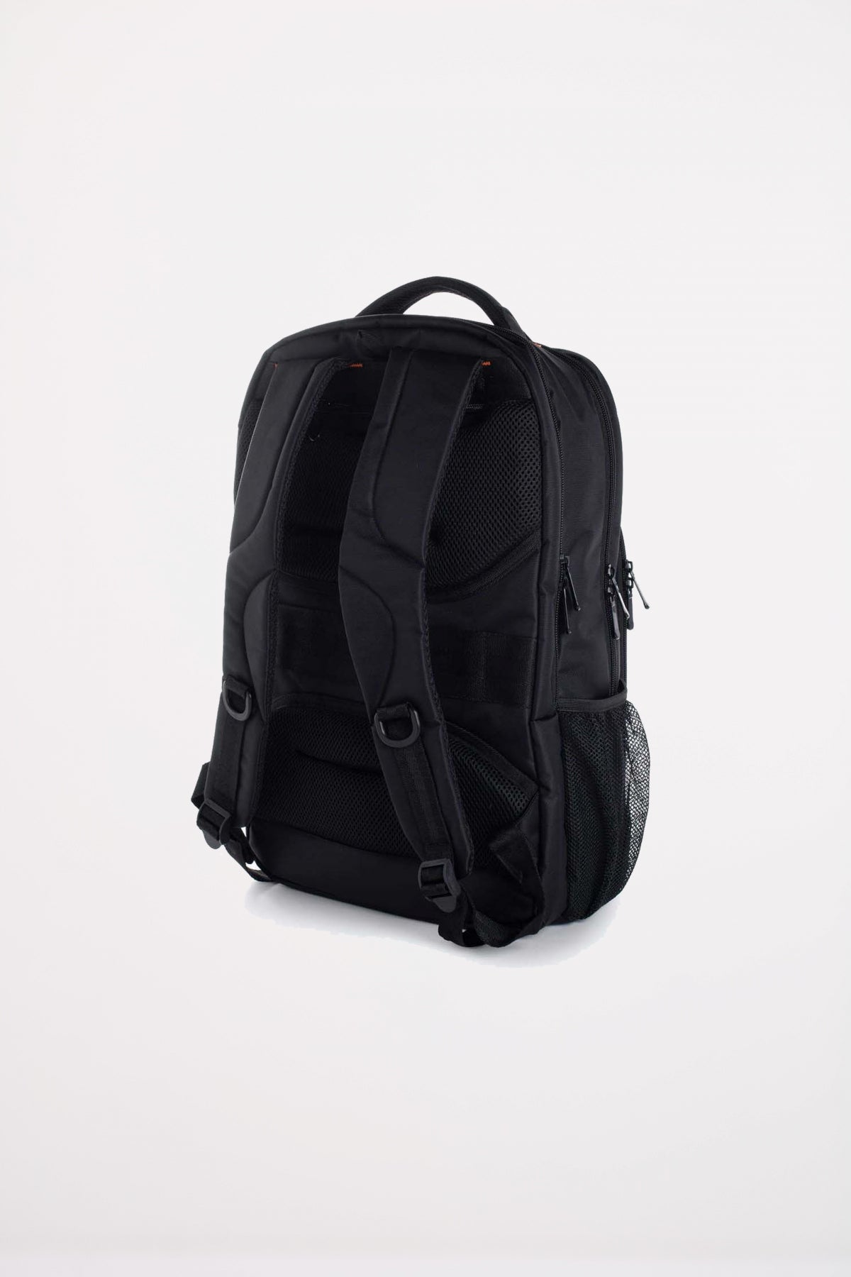 MUNICH X VENTURE en color BLACK (2)
