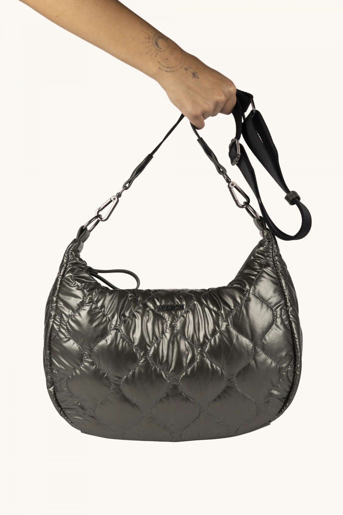 MUNICH CROSSBODY HOBO en color KHAKI (4)