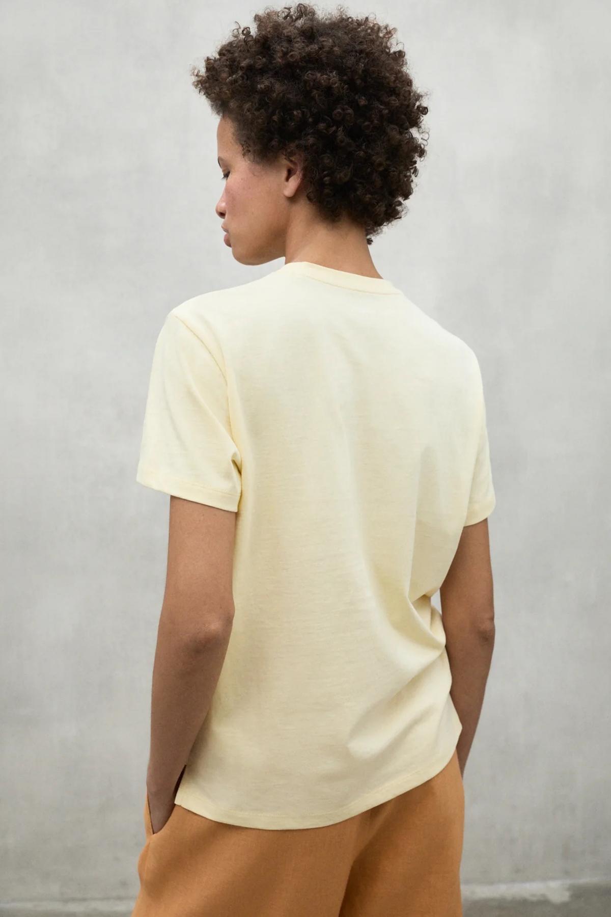 ECOALF SALCEALF T-SHIRT WOM en color VANILA (3)