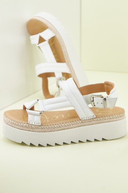 STONEFLY ARIEL en color (4)