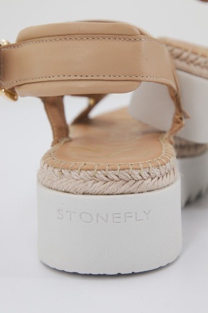 STONEFLY ARIEL en color VF (4)