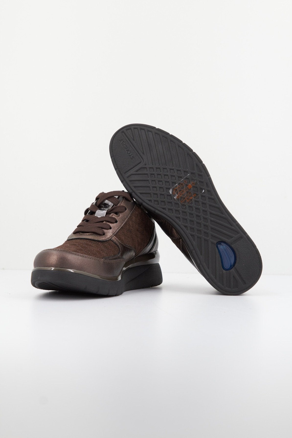 STONEFLY CLERYN HDRY VELOU en color M (4)