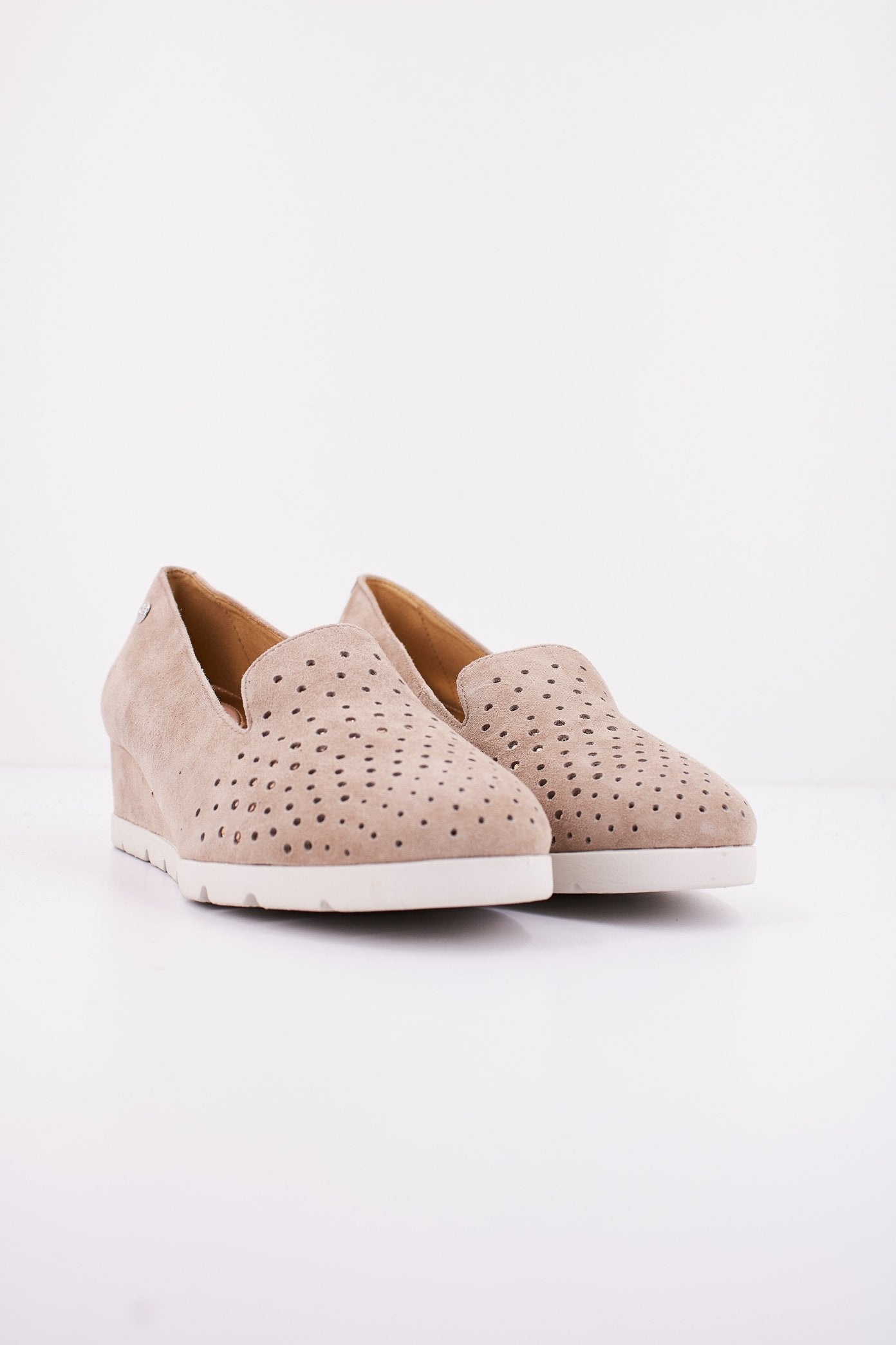 STONEFLY MILLY GOAT SUEDE en color (2)