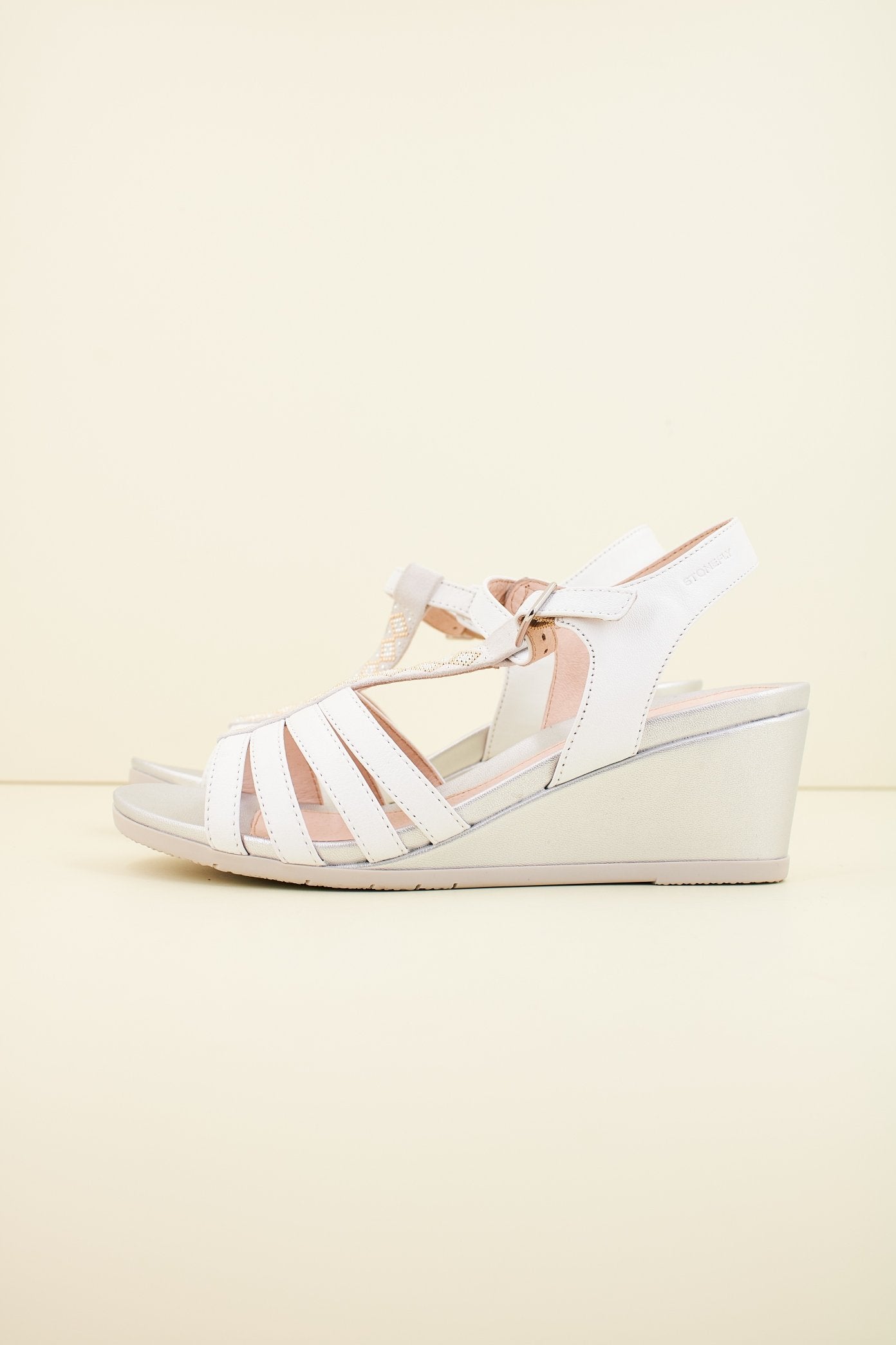 STONEFLY SWEET III NAPPA en color (1)