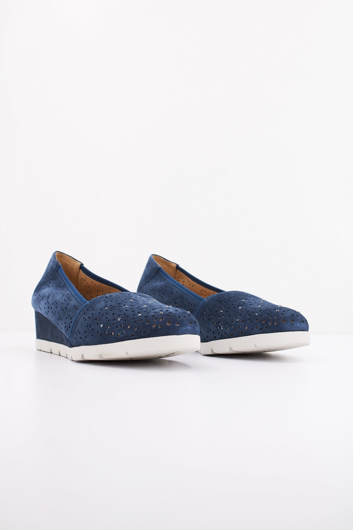 STONEFLY MILLY VELOUR en color (2)