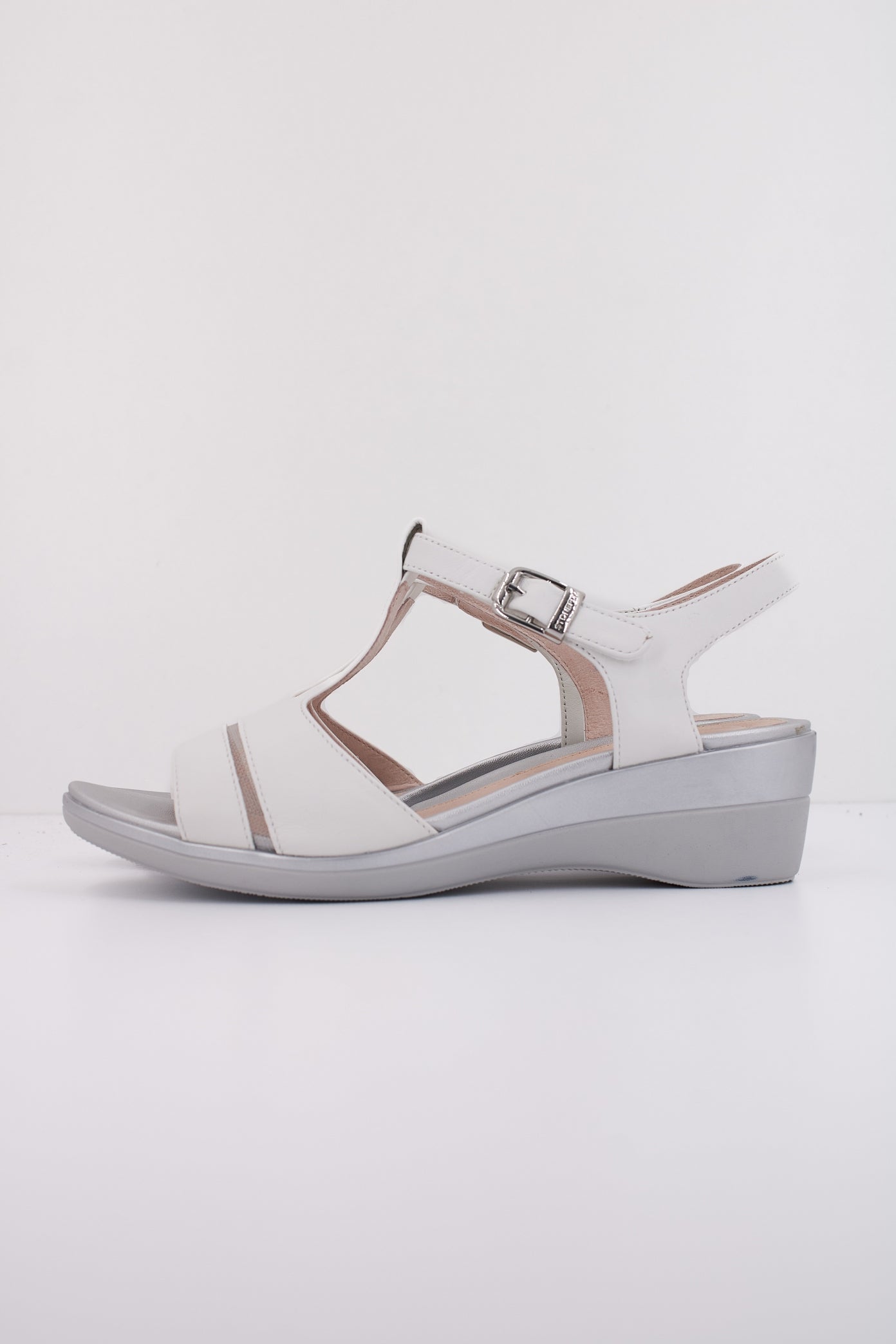 STONEFLY VANITY III NAPPA en color (1)